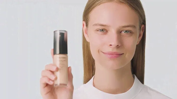 Shiseido Synchro Skin Glow Foundation Tutorial