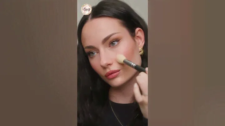 Beauty Essentials: Must-Have Makeup Products for Every Kit